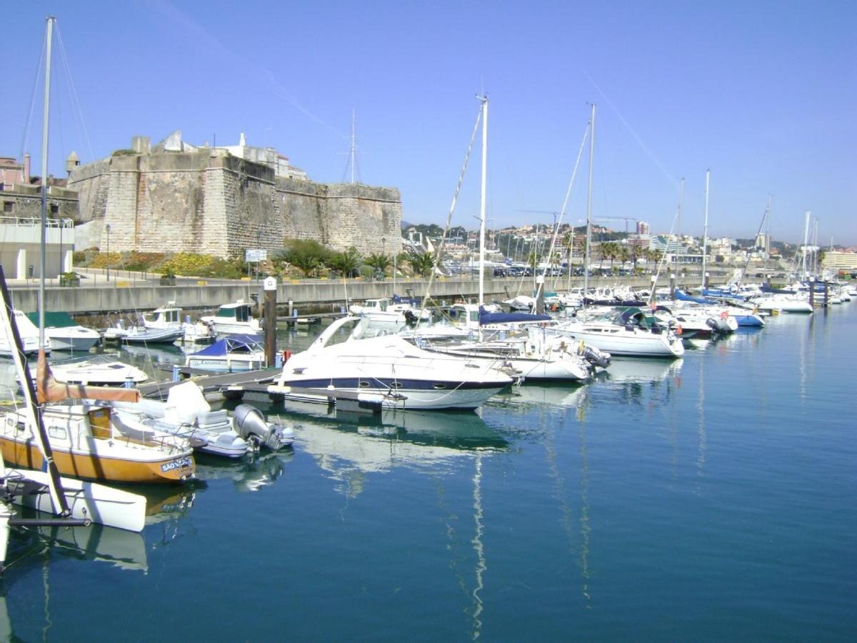 Luxury Apartment Near Cascais Town & Marina Стая снимка